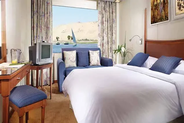 Cruzeiro Mövenpick MS Royal Lotus no Nilo 5 Dias Luxor Assuão