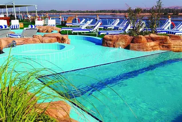 Cruzeiro Mövenpick MS Royal Lotus no Nilo 5 Dias Luxor Assuão