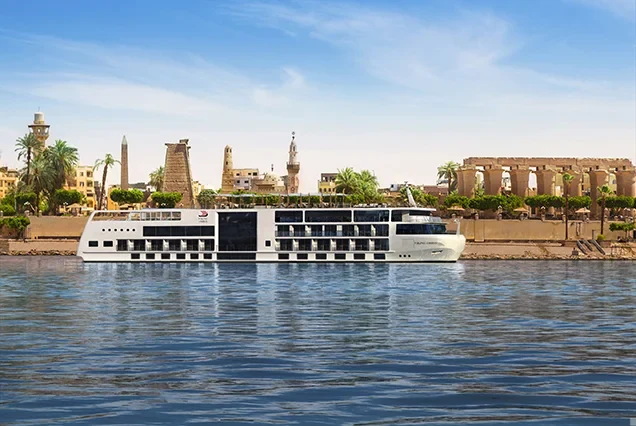 Cruzeiro pelo Nilo de Luxor a Assuã a partir do Cairo de Avião