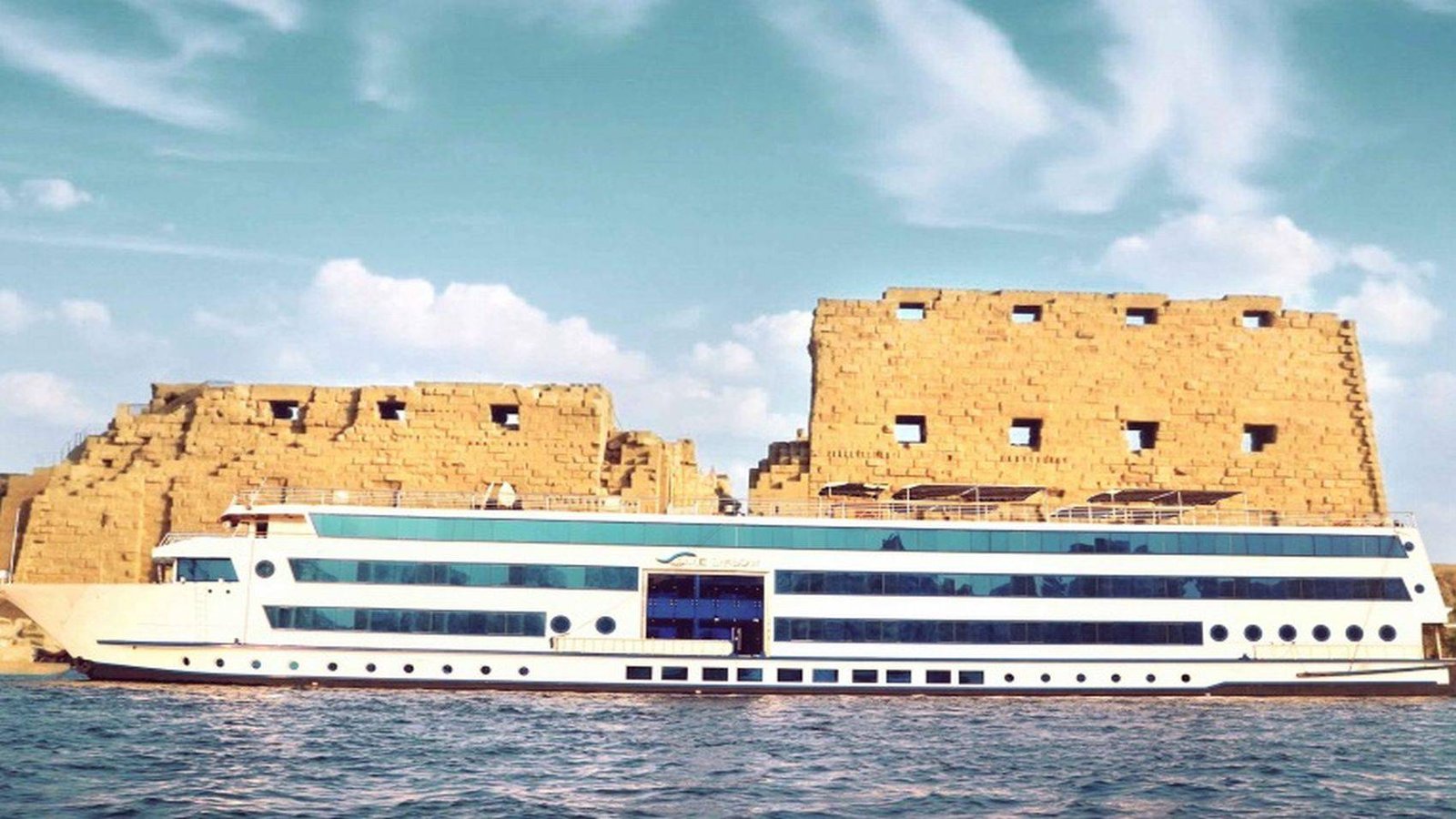 Cruzeiro Blue Shadow no Nilo 8 Dias Luxor com Abu Simbel