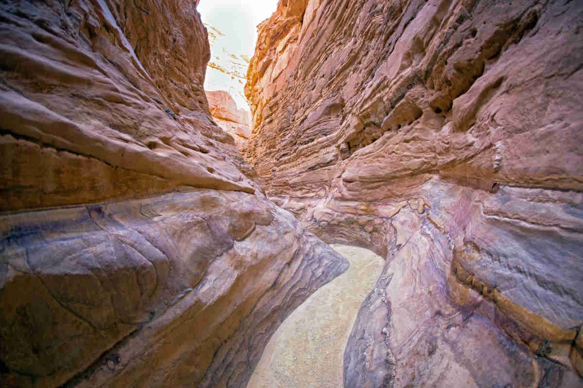 Cânion Colorido de Nuweiba — Por que visitá-lo e como chegar