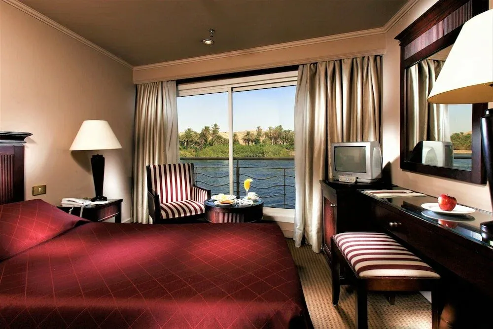 Cruzeiro Jaz Crown Jewel no Nilo 8 Dias Luxor Assuão