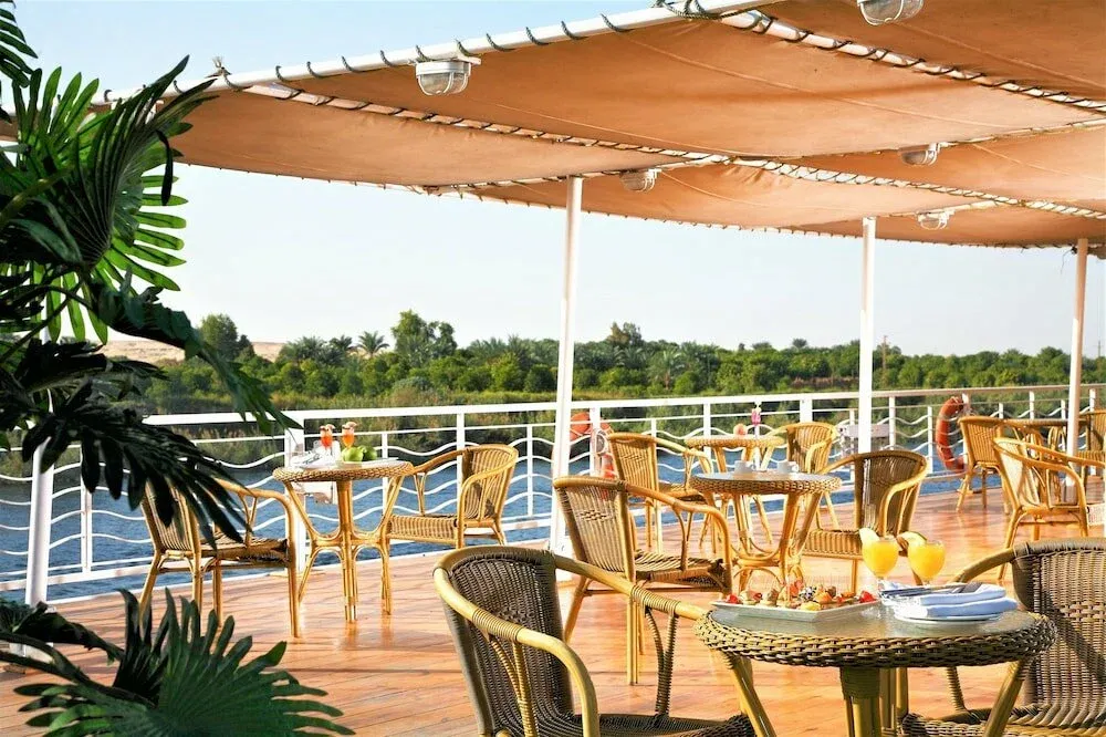 Cruzeiro Jaz Crown Jewel no Nilo 8 Dias Luxor Assuão
