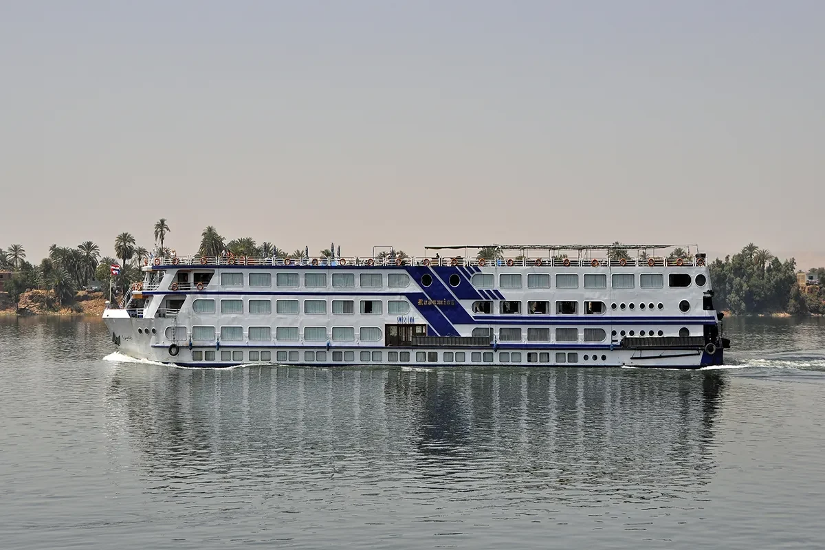 Cruzeiro Radamis I no Nilo 4 Dias Assuão Luxor