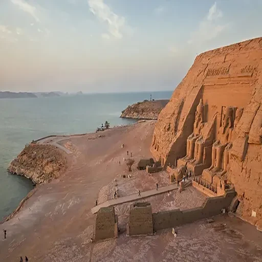 Excursão de luxo de um dia em carro privado de Assuão a Abu Simbel