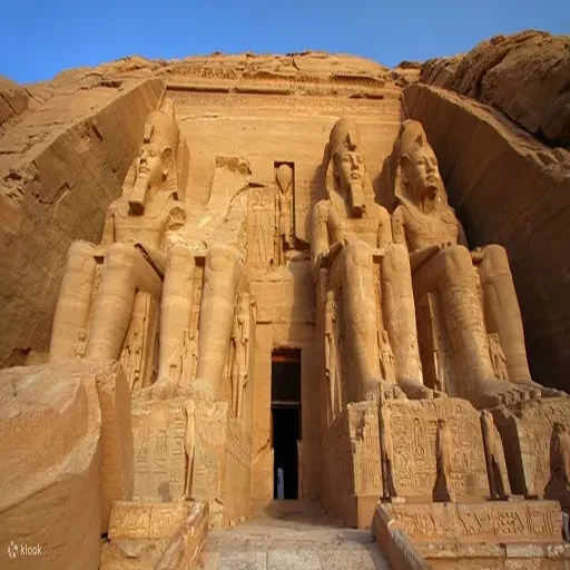 Excursão privada de 8 horas de autocarro de Assuão a Abu Simbel