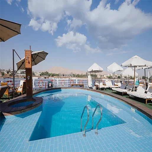 Cruzeiro Farah no Nilo 4 Dias Aswan Luxor