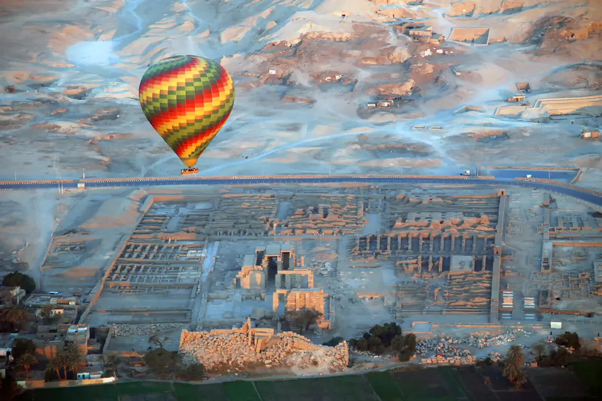 Passeio de Balão de Ar Quente em Luxor