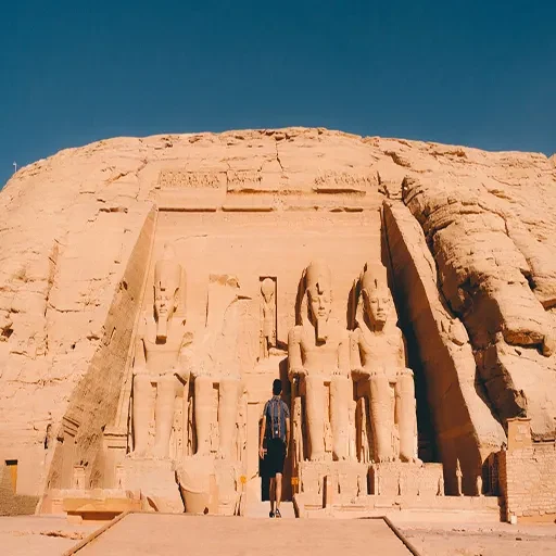 Cruzeiro de 2 dias pelo Nilo, do Cairo a Abu Simbel, com transporte aéreo.