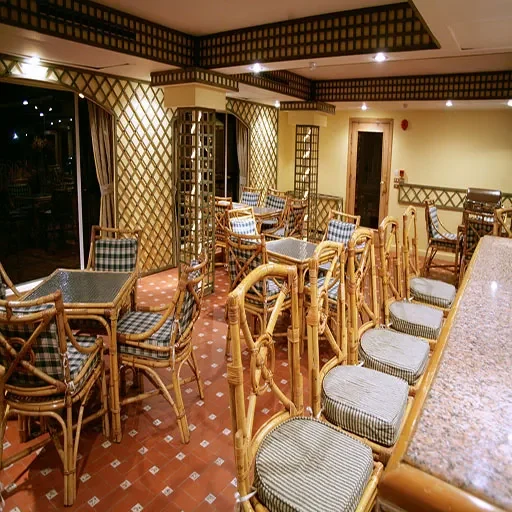 Cruzeiro Mövenpick MS Prince Abbas no Nilo 5 Dias Assuão Abu Simbel