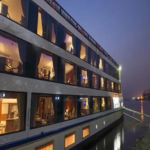 Cruzeiro Amwaj Living Stone no Nilo 8 Dias Luxor Assuão