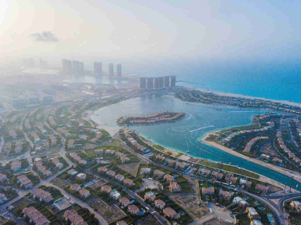 Destinos de sol e praia perto do Cairo: descubra já