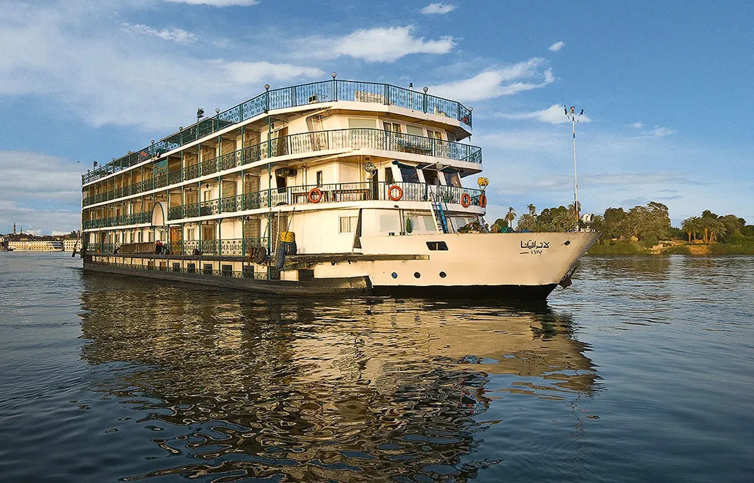Cruzeiro La Traviata no Nilo 4 Dias Assuão Luxor