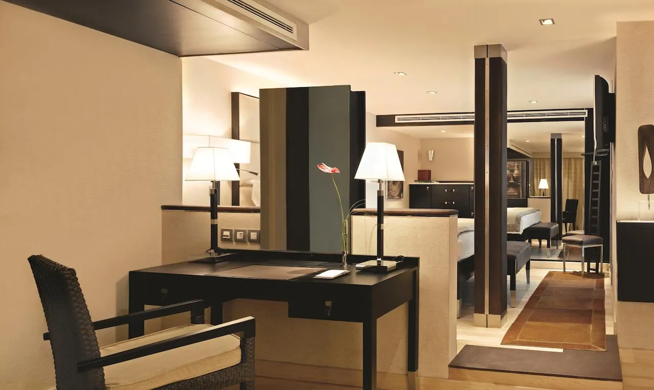Cruzeiro Oberoi Zahra Luxo no Nilo