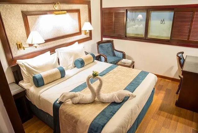 Cruzeiro Champollion no Nilo 4 Dias Assuão Luxor