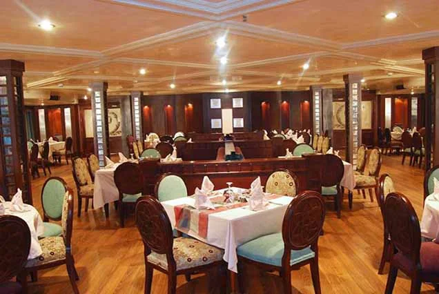 Cruzeiro MS Semiramis II no Nilo 4 Dias Assuão Luxor