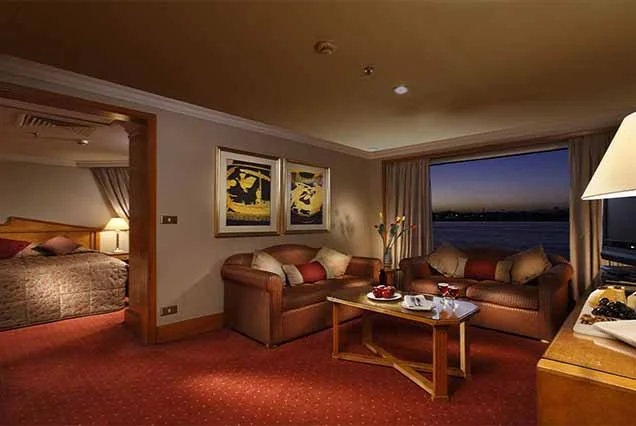 Cruzeiro Steigenberger Regency no Nilo 4 Dias Assuão Luxor