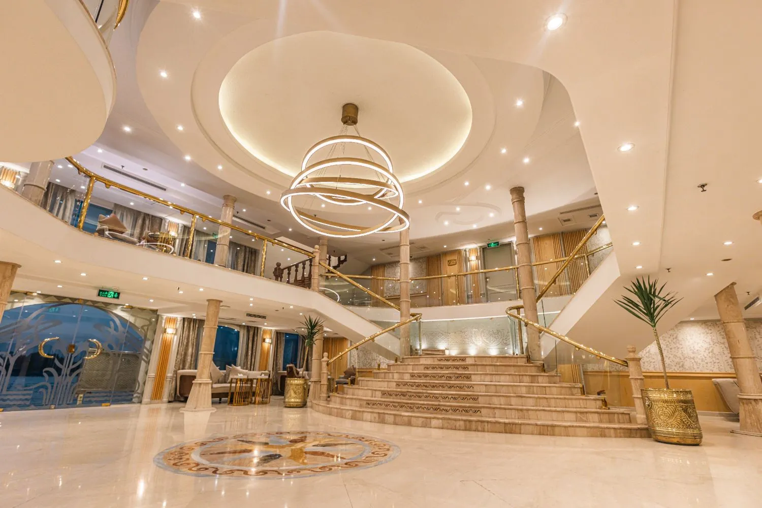 Cruzeiro Tower Prestige no Nilo 4 Dias Assuão Luxor