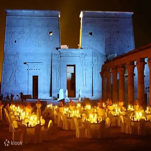 Espetáculo de Luz e Som no Templo de Philae