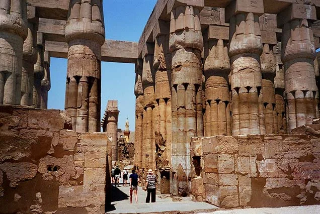 Excursão à Margem Oriental e Ocidental de Luxor
