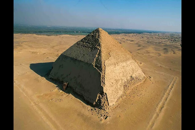Excursão às Pirâmides, Mênfis e Sakkara