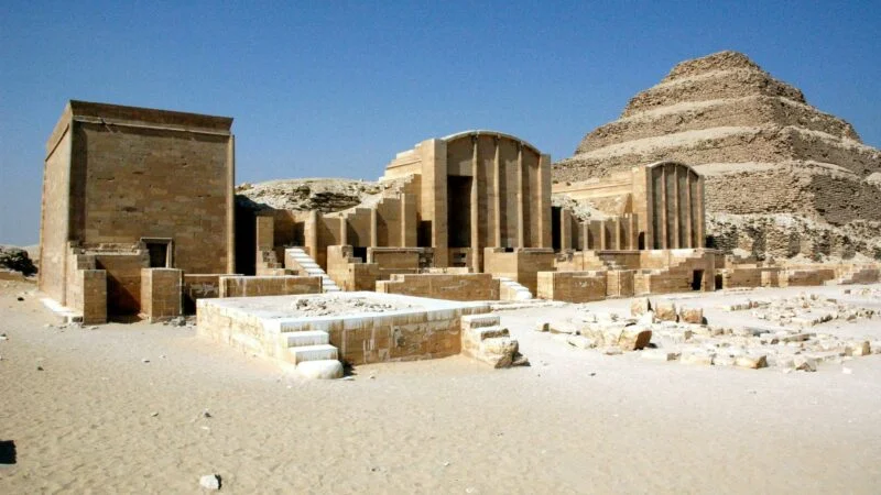 Excursão às Pirâmides, Mênfis e Sakkara