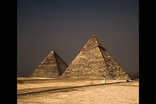 Excursão às Pirâmides e Abu Simbel