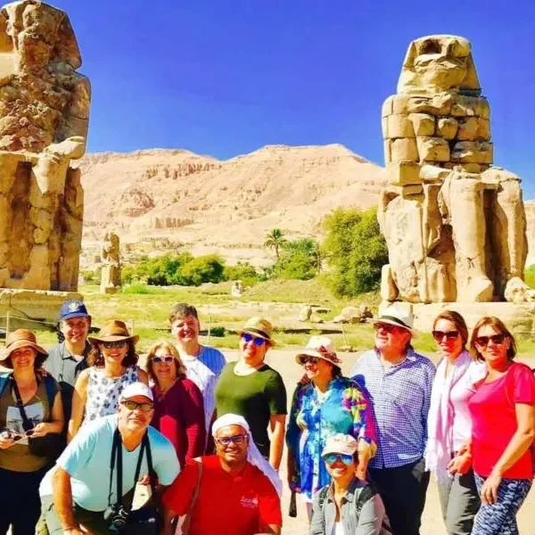 Excursão de 3 dias pelo Egito, de Assuão a Abu Simbel e Luxor.