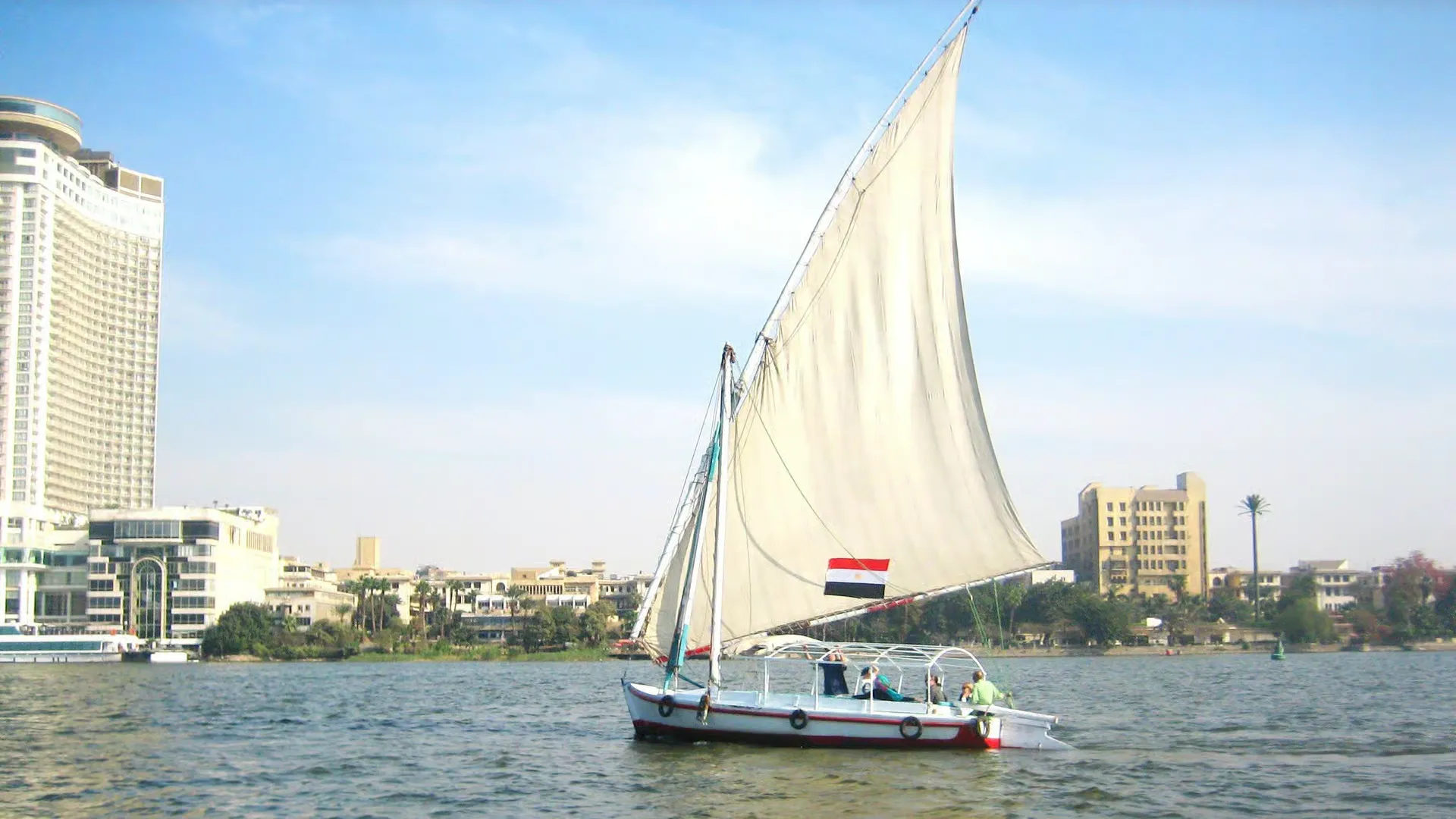 Viagem de Feluca no Nilo no Cairo