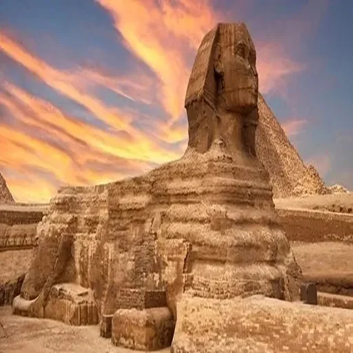 Grande Museu Egípcio de Hurghada de Avião