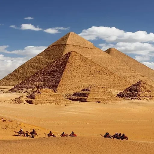 Grande Museu Egípcio de Hurghada de Avião