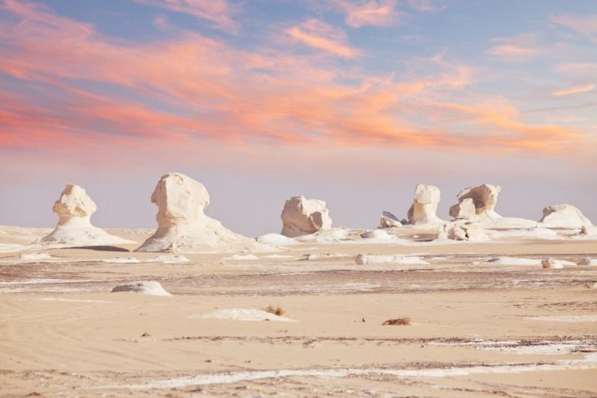 O Cairo e o Deserto: Safari de 8 dias nas Pirâmides e no Deserto Branco