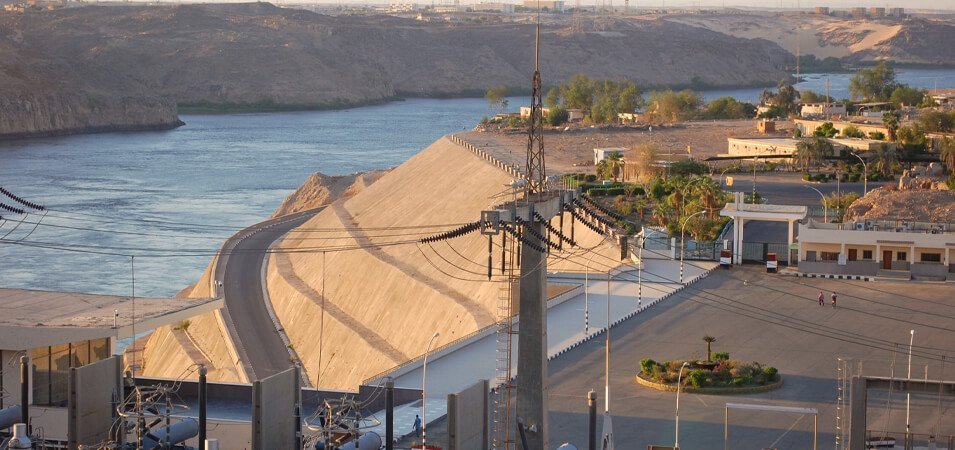Roteiro de 8 dias no Egito, incluindo Cairo, Alexandria e um cruzeiro de luxo pelo Nilo.