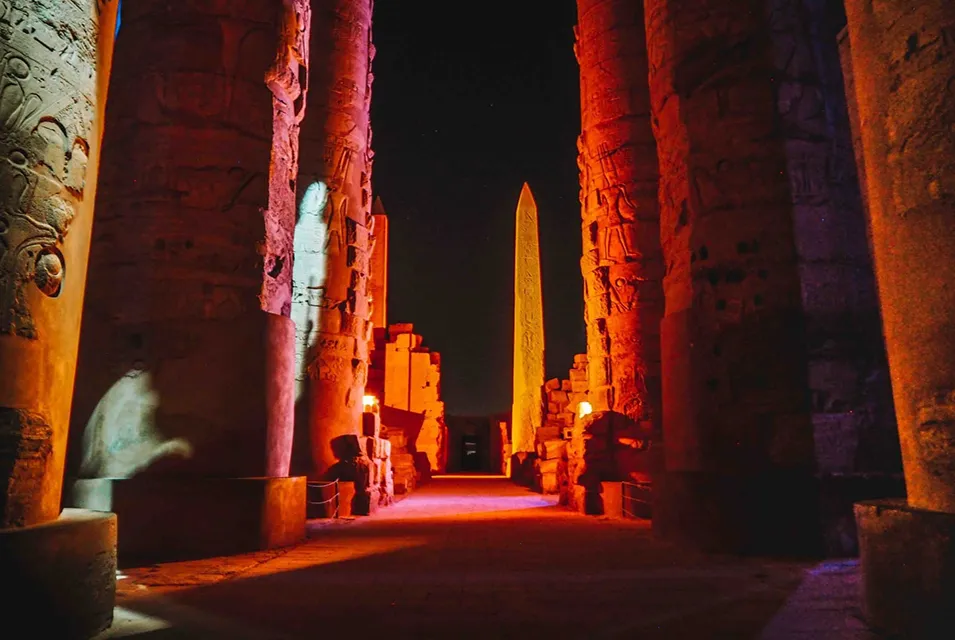 Espetáculo de Luz e Som nos Templos de Karnak