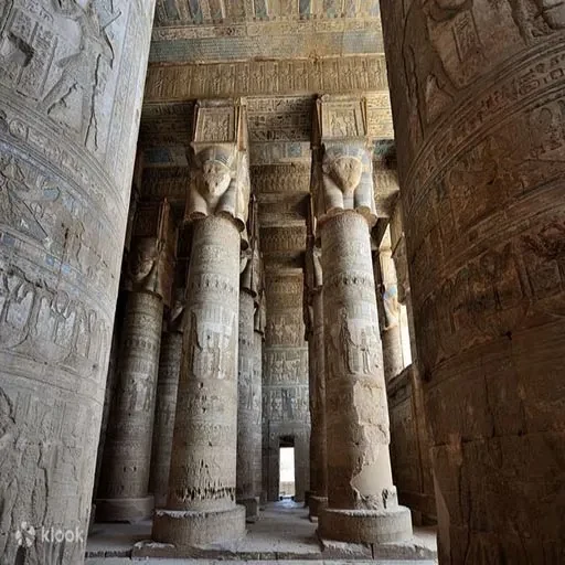 Excursão privada de um dia inteiro aos templos de Dendera e Abidos a partir de Luxor