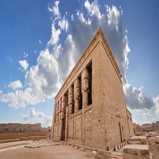 Excursão privada de um dia inteiro aos templos de Dendera e Abidos a partir de Luxor
