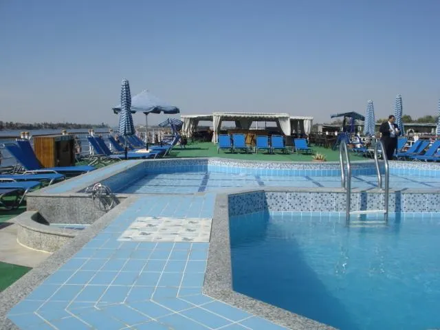 Cruzeiro Radamis II no Nilo 5 Dias Luxor Assuão