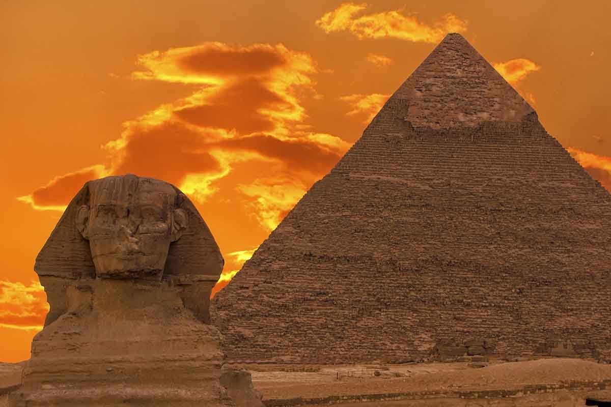 Teorias da conspiração no Egipto: Mitos e Realidade
