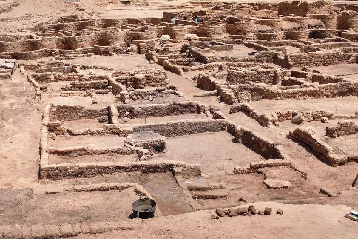 Cidade Perdida de Luxor: visitas em curso